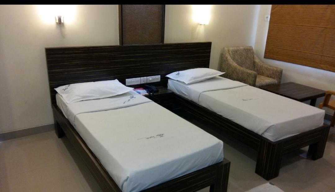Hotel Jaybala International Kanchipuram Exterior photo